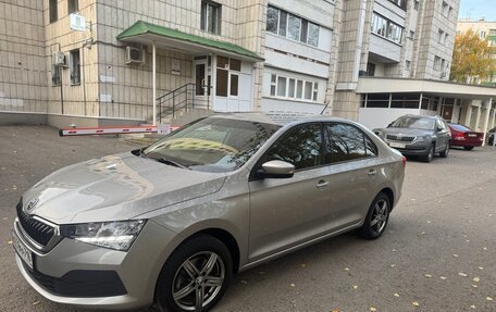 Skoda Rapid II, 2021 год, 1 620 000 рублей, 10 фотография