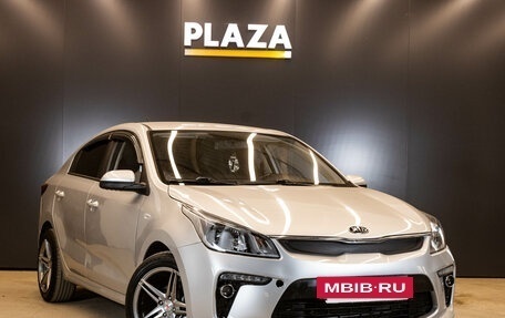 KIA Rio IV, 2017 год, 870 000 рублей, 2 фотография