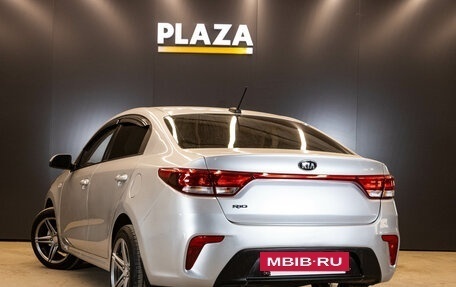 KIA Rio IV, 2017 год, 870 000 рублей, 4 фотография