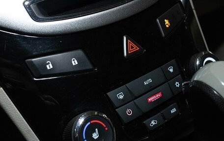 Chevrolet Orlando I, 2013 год, 989 000 рублей, 20 фотография