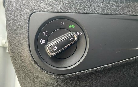Volkswagen Tiguan II, 2018 год, 2 050 000 рублей, 13 фотография