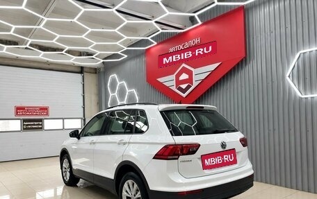 Volkswagen Tiguan II, 2018 год, 2 050 000 рублей, 8 фотография