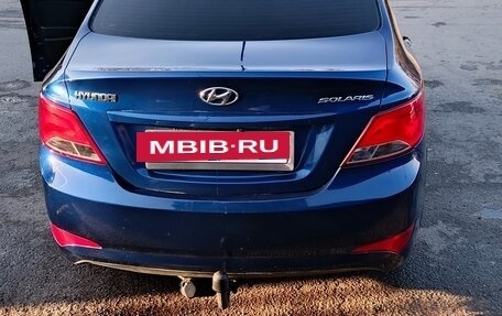 Hyundai Solaris II рестайлинг, 2015 год, 800 000 рублей, 5 фотография