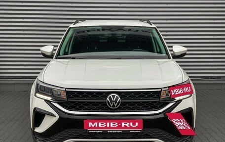 Volkswagen Taos, 2021 год, 2 500 000 рублей, 2 фотография