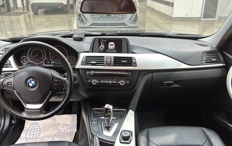 BMW 3 серия, 2015 год, 1 450 000 рублей, 14 фотография