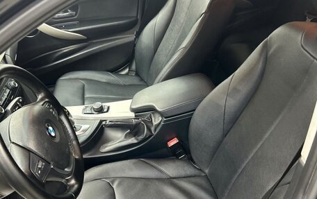BMW 3 серия, 2015 год, 1 450 000 рублей, 16 фотография