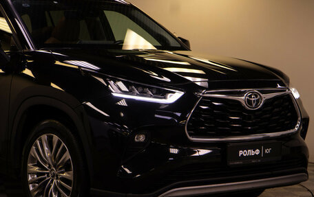 Toyota Highlander, 2025 год, 4 798 000 рублей, 24 фотография