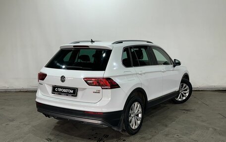 Volkswagen Tiguan II, 2017 год, 2 375 000 рублей, 6 фотография