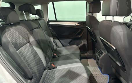 Volkswagen Tiguan II, 2017 год, 2 375 000 рублей, 10 фотография