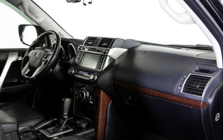Toyota Land Cruiser Prado 150 рестайлинг 2, 2015 год, 4 238 000 рублей, 7 фотография