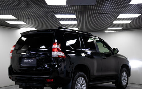 Toyota Land Cruiser Prado 150 рестайлинг 2, 2015 год, 4 238 000 рублей, 20 фотография