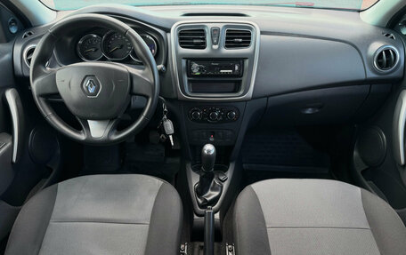 Renault Logan II, 2017 год, 748 000 рублей, 18 фотография