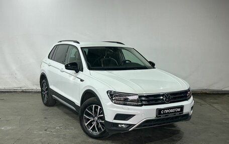Volkswagen Tiguan II, 2019 год, 2 790 000 рублей, 3 фотография