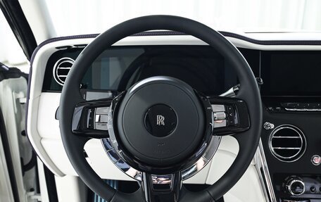 Rolls-Royce Cullinan, 2024 год, 49 900 000 рублей, 6 фотография