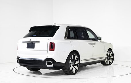 Rolls-Royce Cullinan, 2024 год, 49 900 000 рублей, 5 фотография