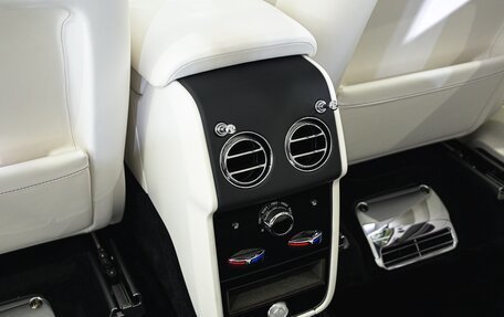 Rolls-Royce Cullinan, 2024 год, 49 900 000 рублей, 22 фотография