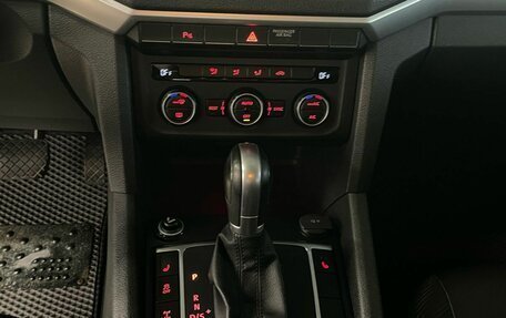 Volkswagen Amarok I рестайлинг, 2016 год, 3 350 000 рублей, 8 фотография