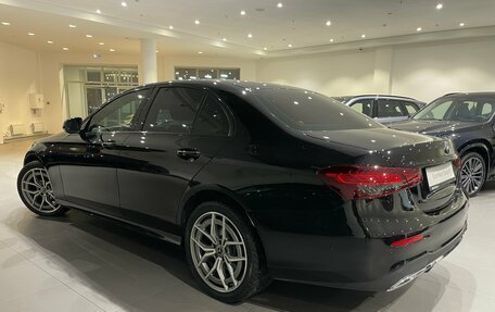 Mercedes-Benz E-Класс, 2020 год, 4 490 000 рублей, 4 фотография