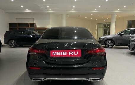 Mercedes-Benz E-Класс, 2020 год, 4 490 000 рублей, 5 фотография
