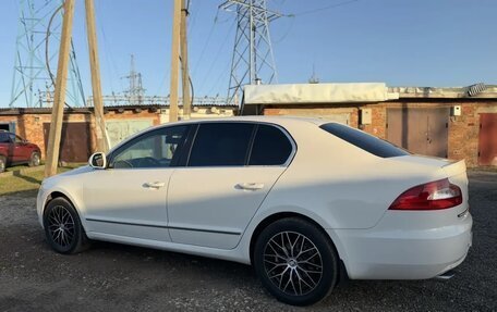 Skoda Superb III рестайлинг, 2012 год, 880 000 рублей, 5 фотография