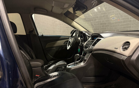Chevrolet Cruze II, 2011 год, 600 000 рублей, 3 фотография