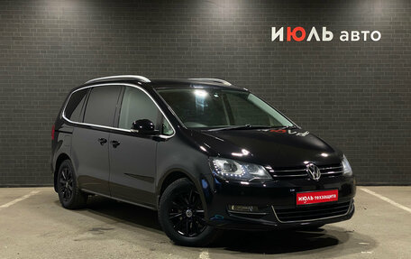 Volkswagen Sharan II, 2012 год, 1 425 000 рублей, 3 фотография