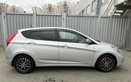 Hyundai Solaris II рестайлинг, 2013 год, 690 000 рублей, 7 фотография