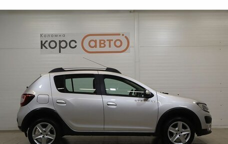 Renault Sandero II рестайлинг, 2017 год, 810 000 рублей, 4 фотография