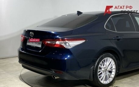 Toyota Camry, 2019 год, 2 590 000 рублей, 3 фотография