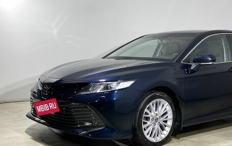 Toyota Camry, 2019 год, 2 590 000 рублей, 12 фотография