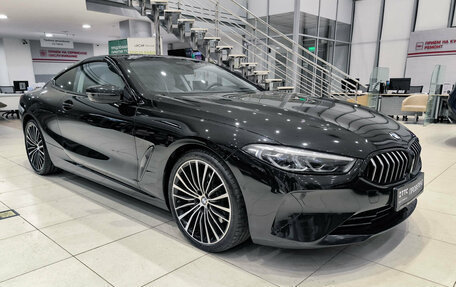 BMW 8 серия, 2019 год, 6 050 000 рублей, 3 фотография