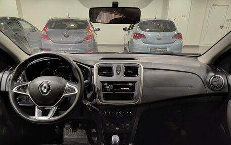 Renault Logan II, 2022 год, 990 000 рублей, 18 фотография