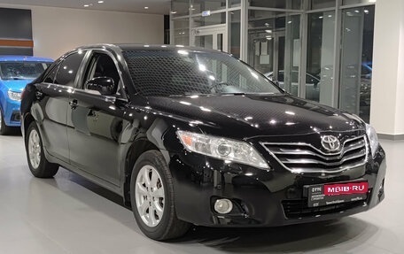 Toyota Camry, 2010 год, 990 000 рублей, 3 фотография