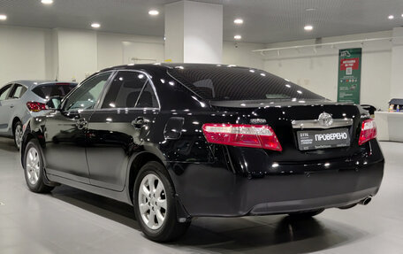 Toyota Camry, 2010 год, 990 000 рублей, 8 фотография