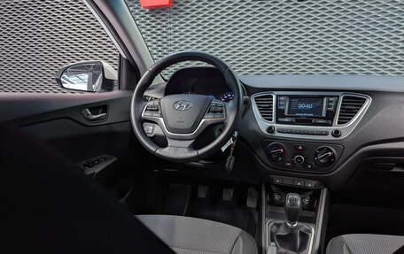 Hyundai Solaris II рестайлинг, 2019 год, 999 000 рублей, 13 фотография