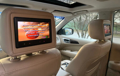 Nissan Pathfinder, 2014 год, 1 650 000 рублей, 2 фотография