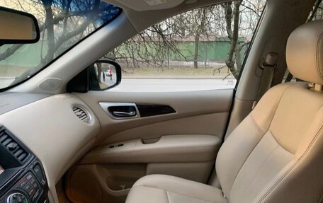 Nissan Pathfinder, 2014 год, 1 650 000 рублей, 10 фотография