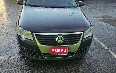 Volkswagen Passat B6, 2005 год, 600 000 рублей, 3 фотография