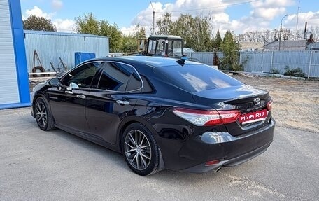 Toyota Camry, 2018 год, 2 480 000 рублей, 3 фотография