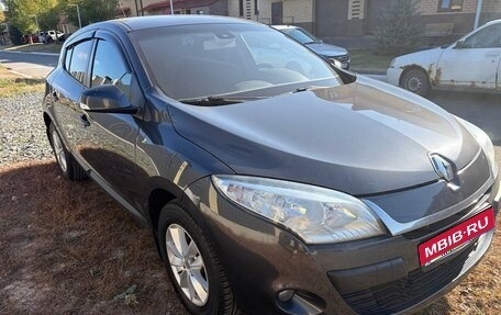 Renault Megane III, 2011 год, 900 000 рублей, 3 фотография