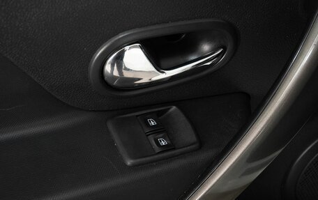 Renault Sandero II рестайлинг, 2018 год, 948 000 рублей, 17 фотография
