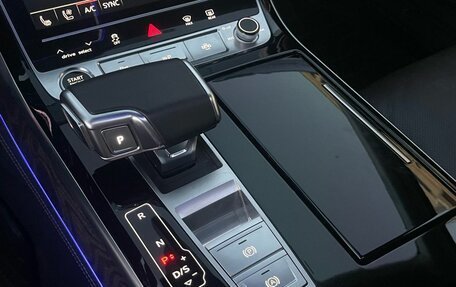 Audi A8, 2023 год, 10 500 000 рублей, 14 фотография