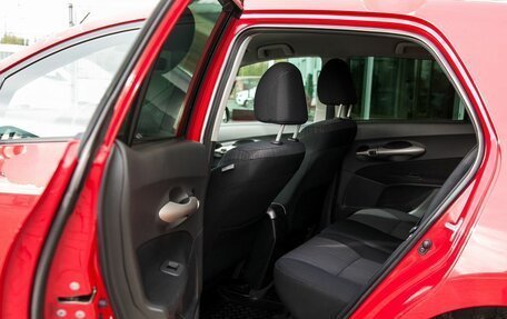 Toyota Auris II, 2008 год, 650 000 рублей, 16 фотография