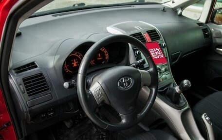 Toyota Auris II, 2008 год, 650 000 рублей, 18 фотография