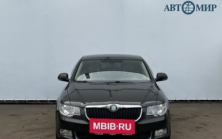 Skoda Superb III рестайлинг, 2012 год, 1 020 000 рублей, 2 фотография