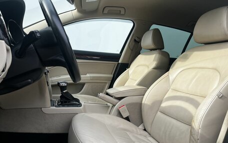 Skoda Superb III рестайлинг, 2012 год, 1 020 000 рублей, 10 фотография