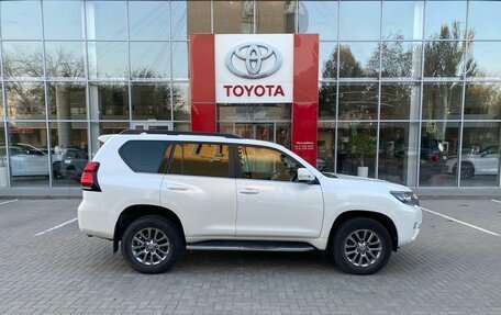 Toyota Land Cruiser Prado 150 рестайлинг 2, 2020 год, 4 850 000 рублей, 4 фотография