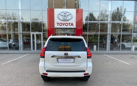 Toyota Land Cruiser Prado 150 рестайлинг 2, 2020 год, 4 850 000 рублей, 6 фотография