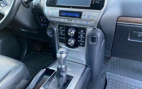 Toyota Land Cruiser Prado 150 рестайлинг 2, 2020 год, 4 850 000 рублей, 17 фотография