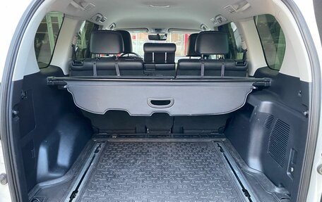 Toyota Land Cruiser Prado 150 рестайлинг 2, 2020 год, 4 850 000 рублей, 10 фотография